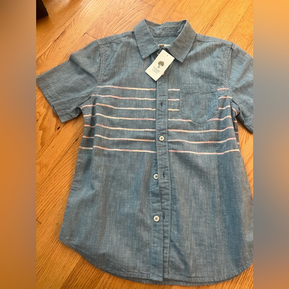 Button down shirt nwt